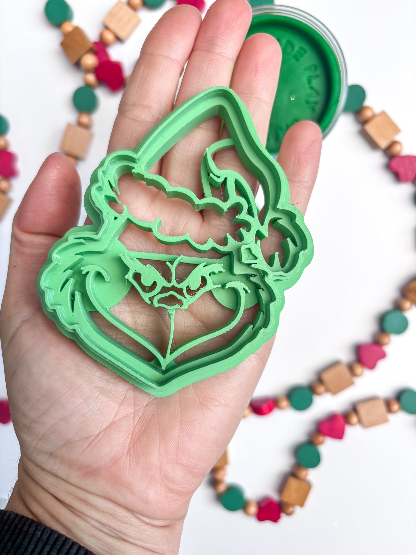 Grinch Playdough Cutter & Dough