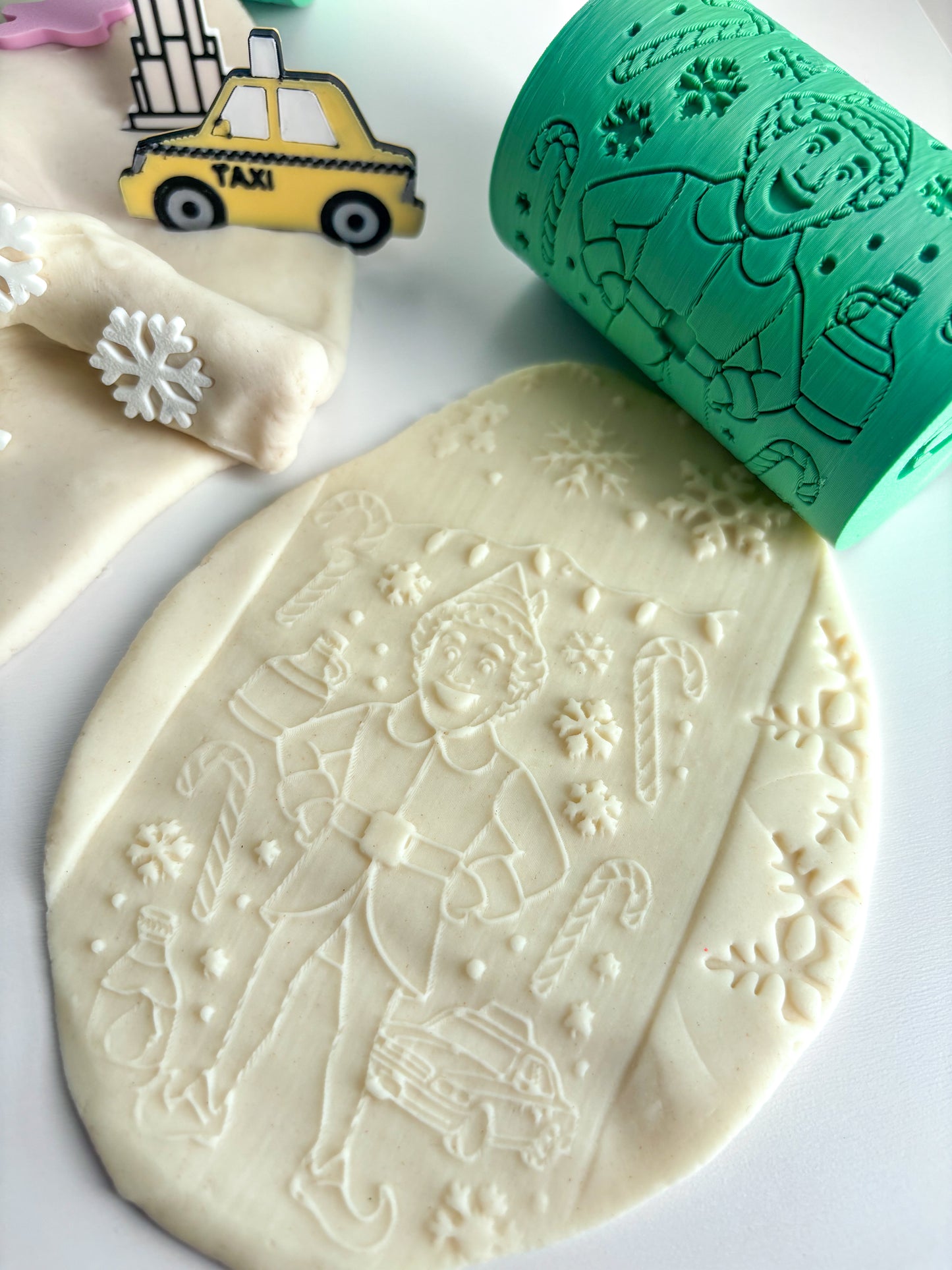 Buddy the Elf Playdough Kit