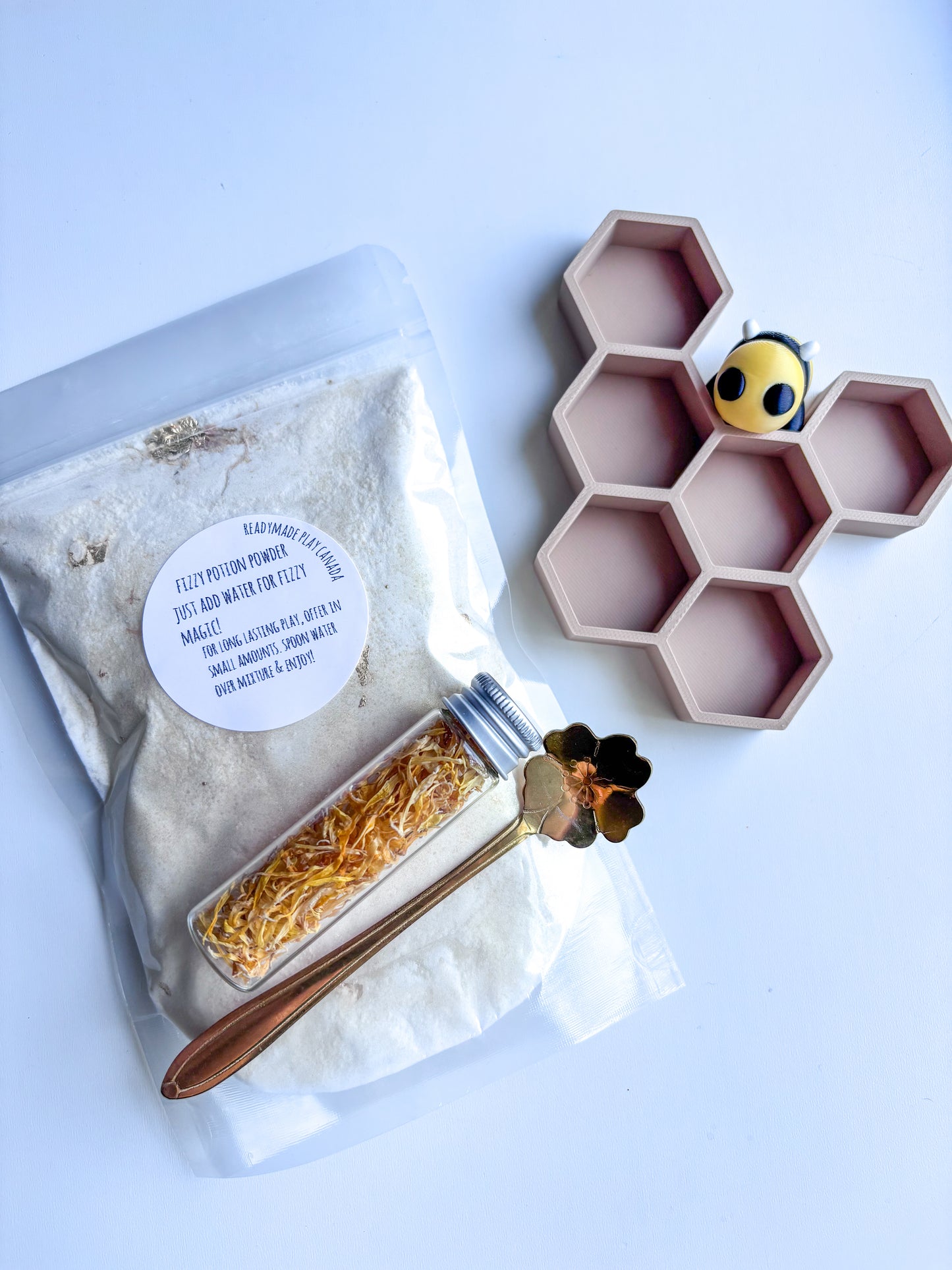 Buzzy Bee Golden Potion Play Pack