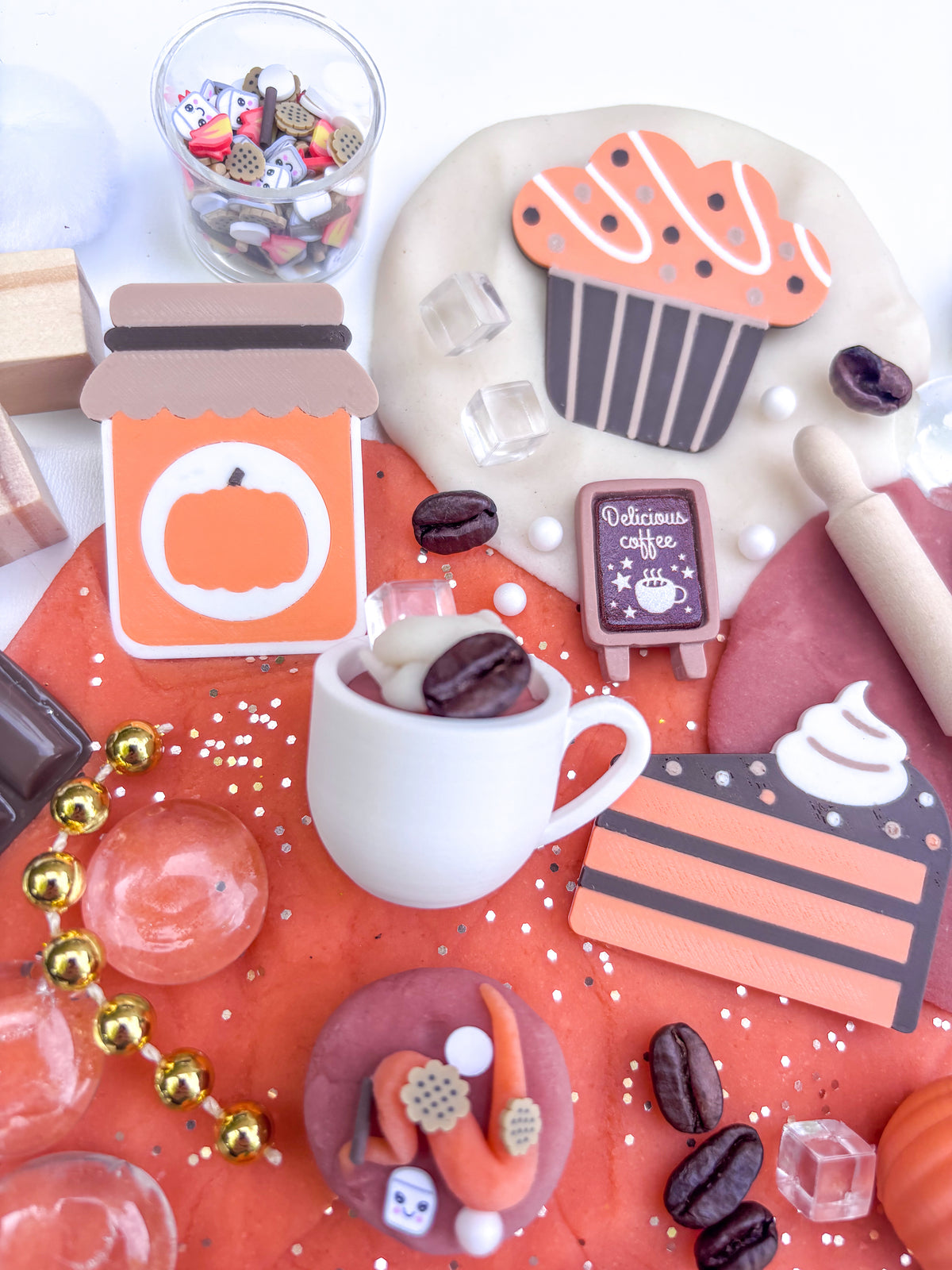 Pumpkin Spice Treats & Lattes Playdough Kit
