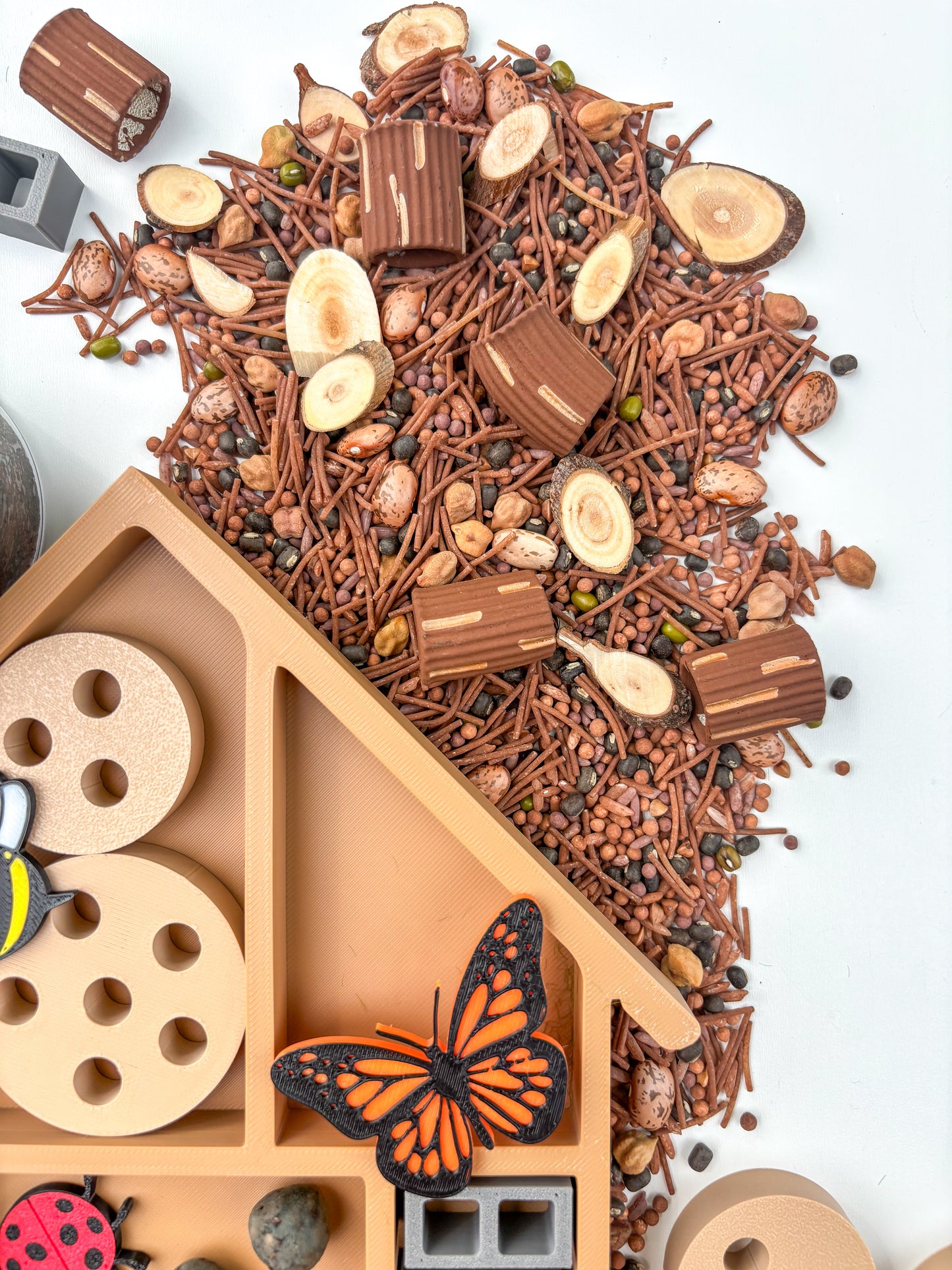 Build a Bug Hotel- Large Play Kit