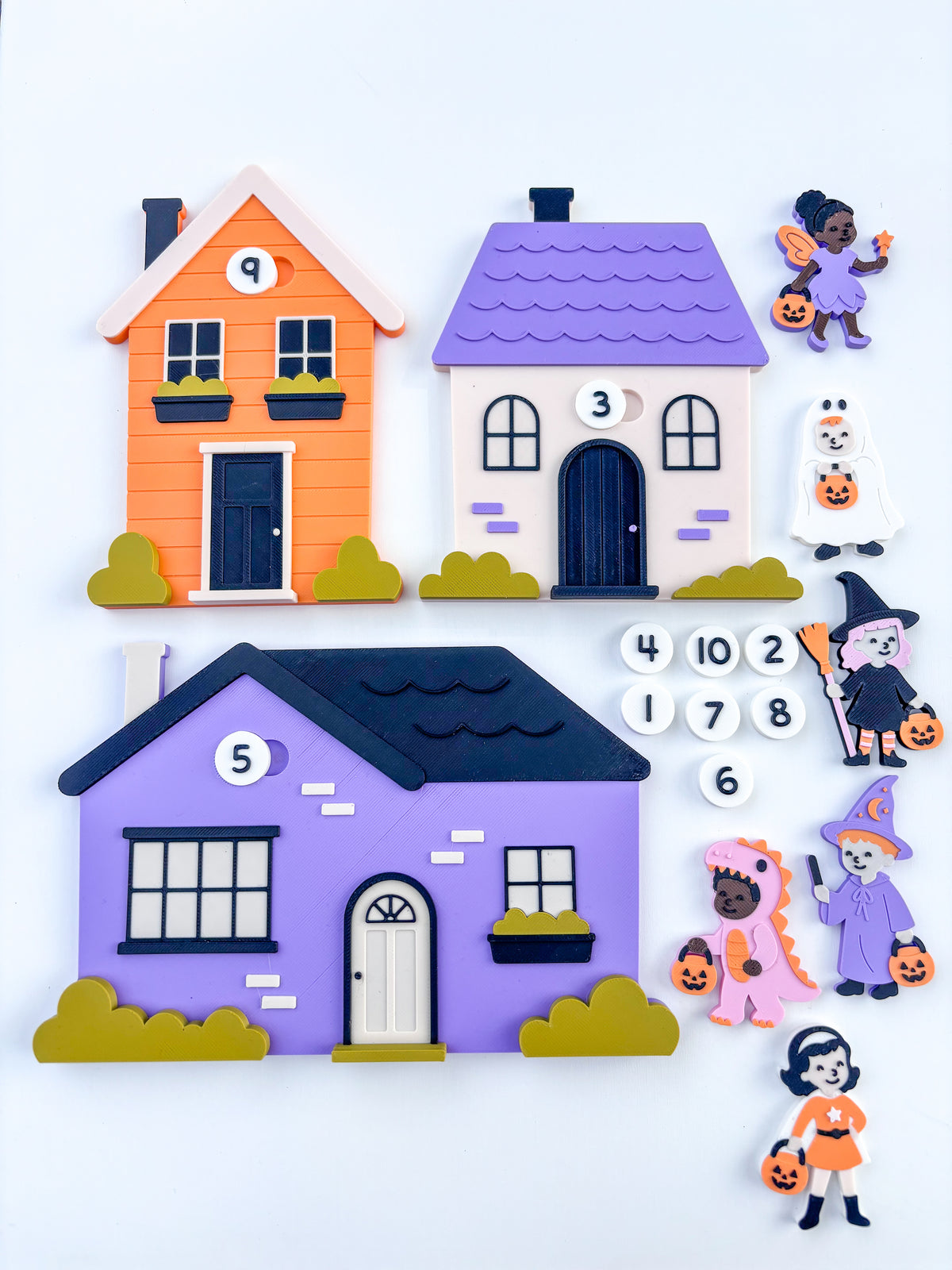 Halloween Houses & Trick or Treaters
