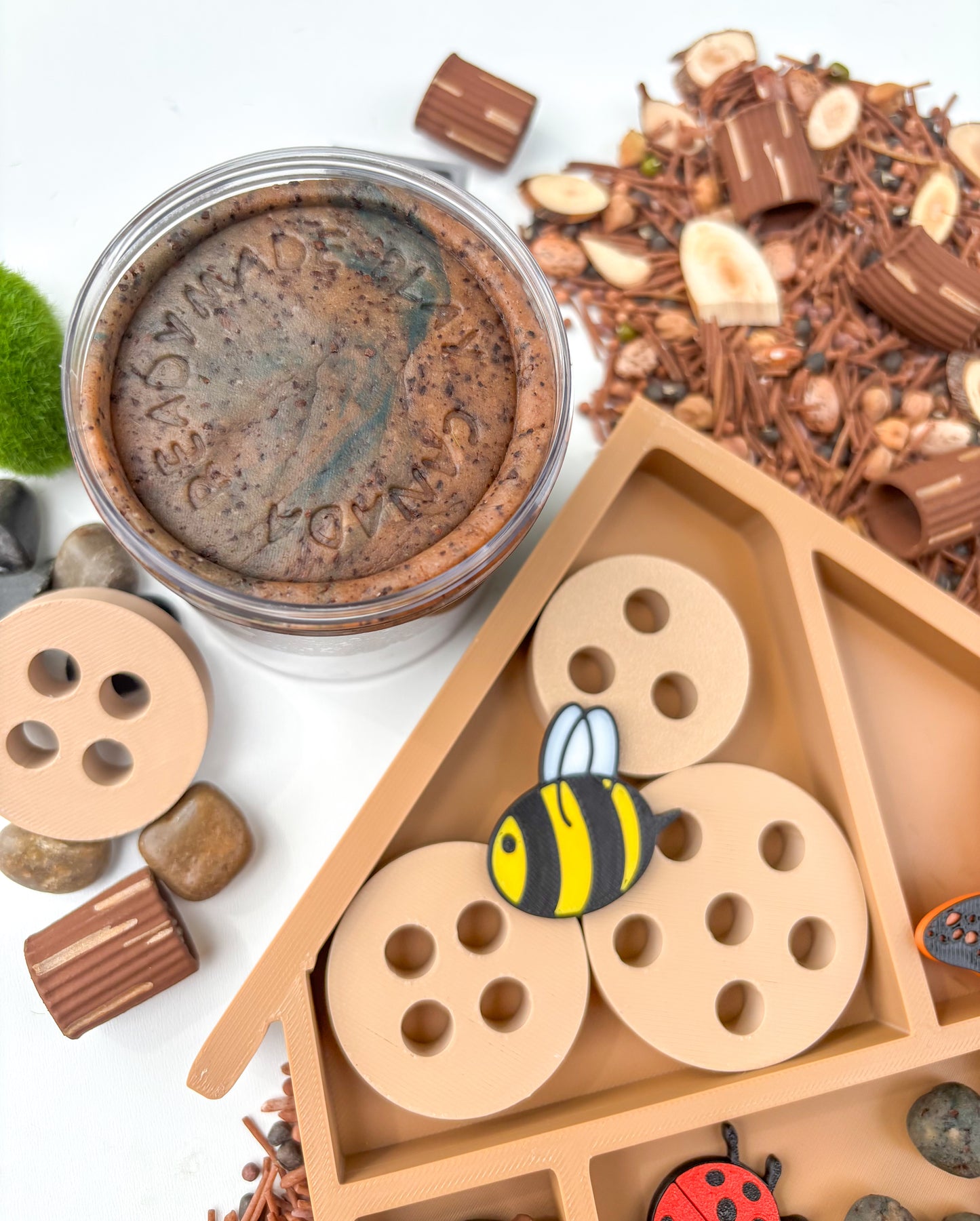 Build a Bug Hotel- Large Play Kit
