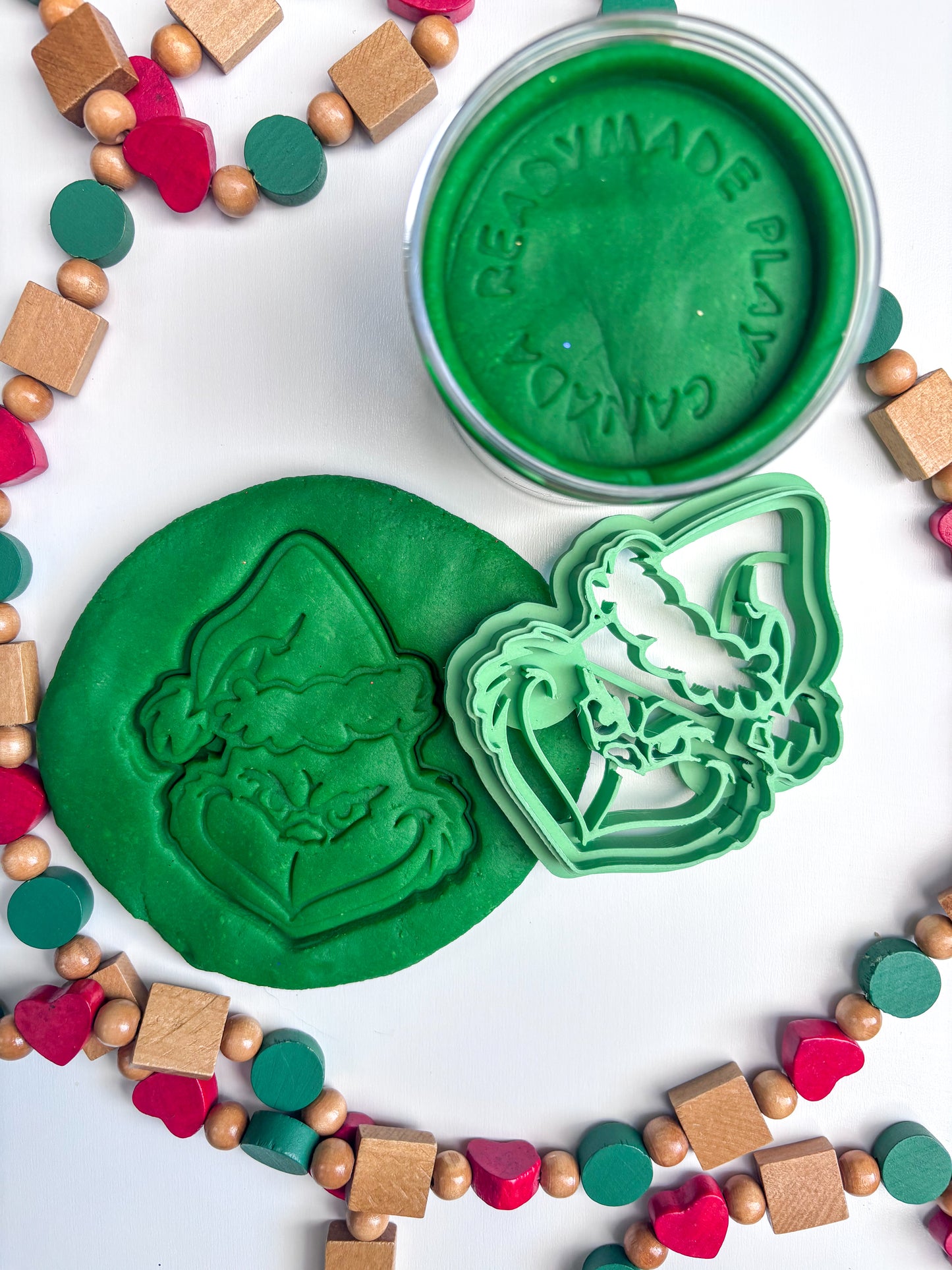Grinch Playdough Cutter & Dough